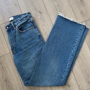 Abercrombie- The 90’s Relaxed Jean High Rise